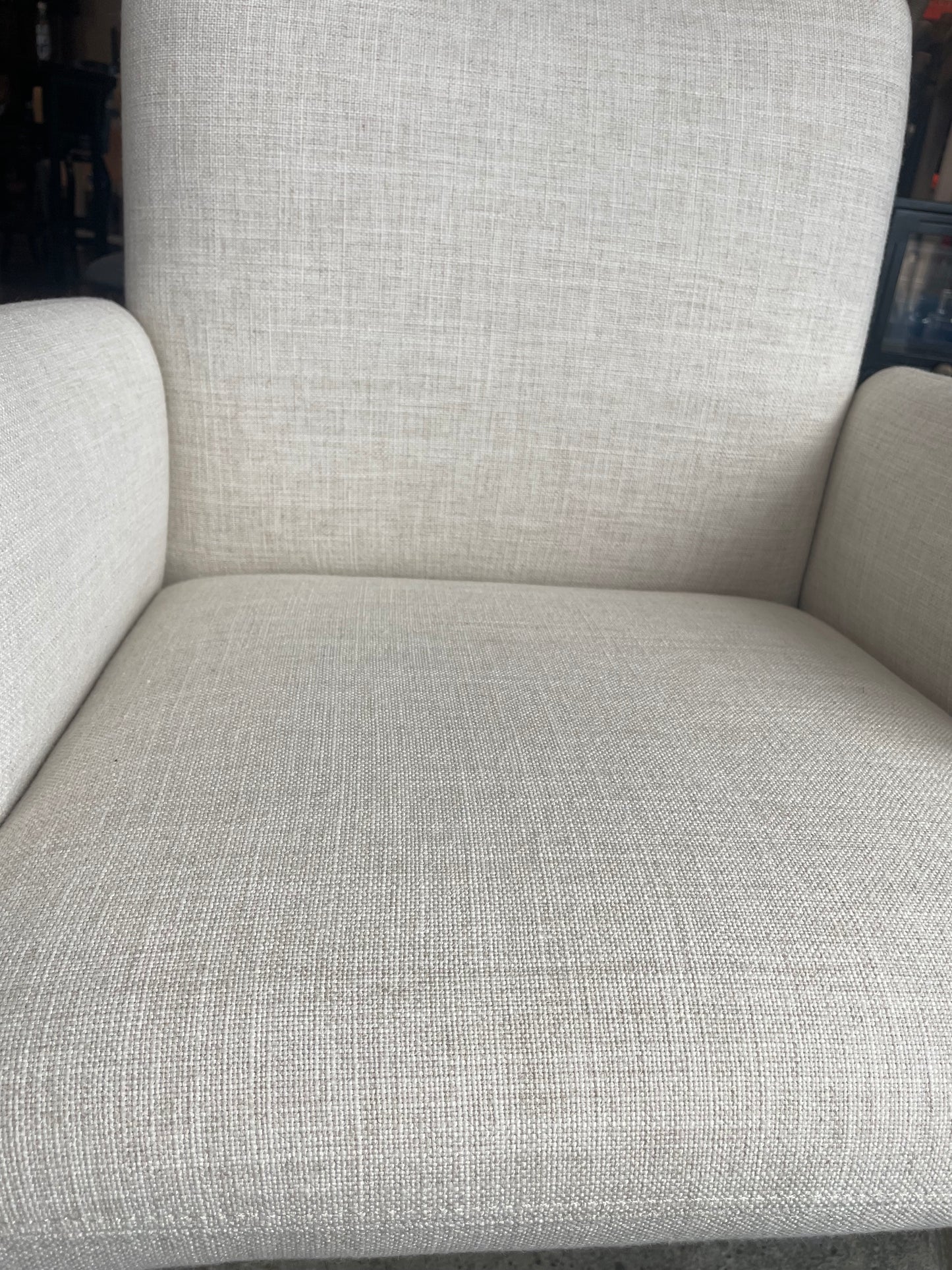 Four Hands linen dining chair 🦢