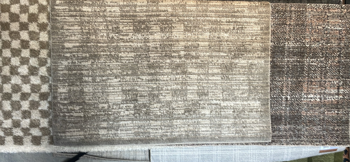 Loloi pebble & sand, 5'-3" x 7'-6" vintage-inspired rug