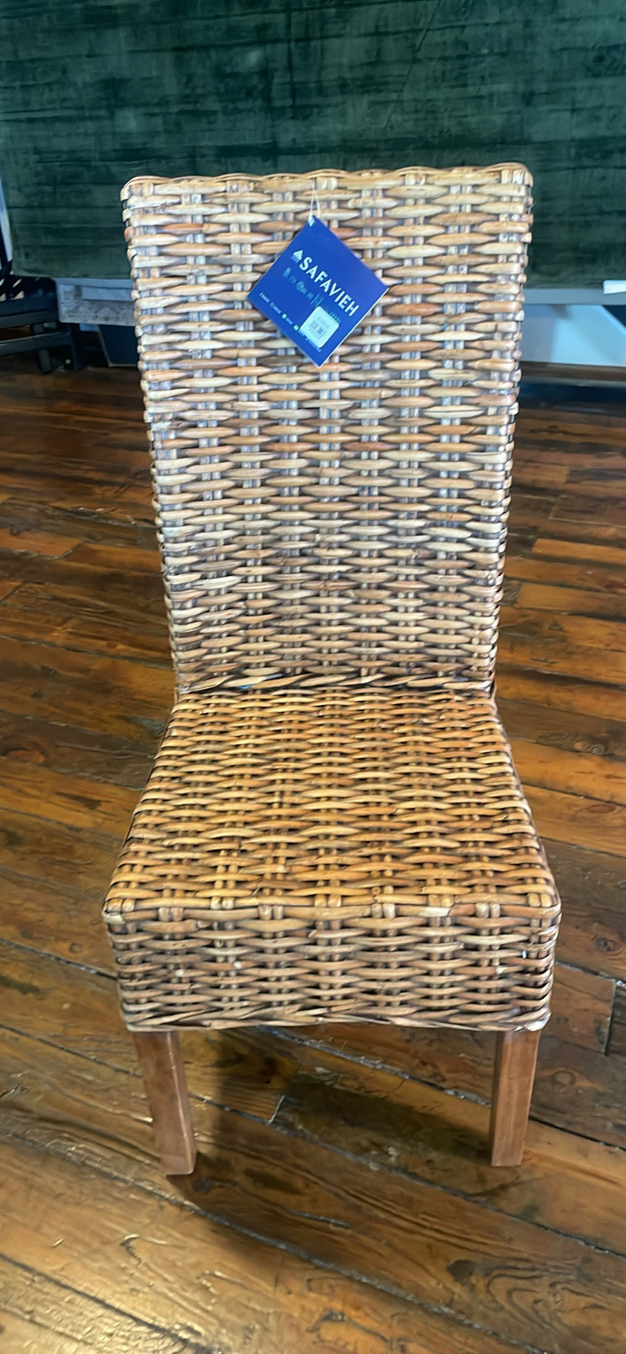 Brown wicker dining chair 🌻