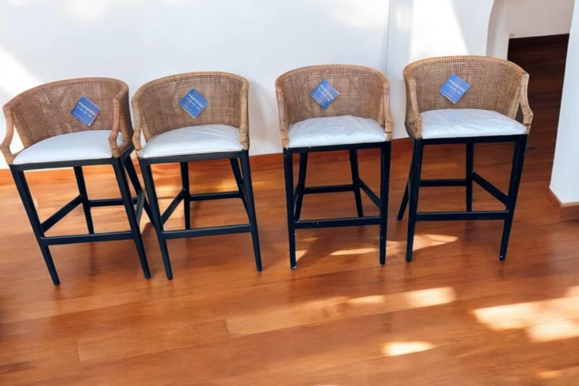 Black, white, & brown wicker barheight barstool🌻