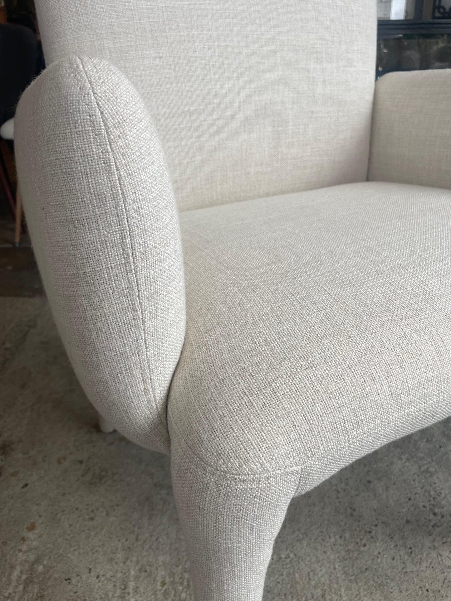 Four Hands linen dining chair 🦢