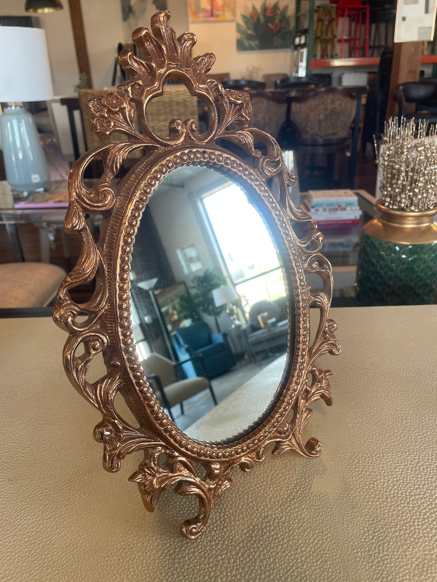Framed rose gold table mirror 🥂