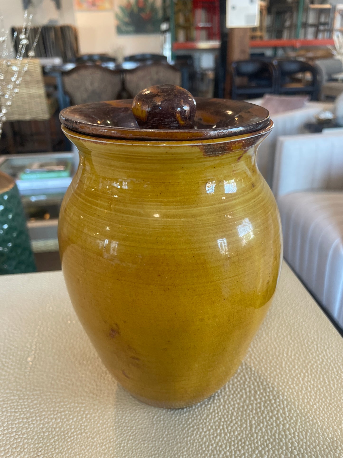 8” mustard yellow ceramic jar w/ brown lid 🤎