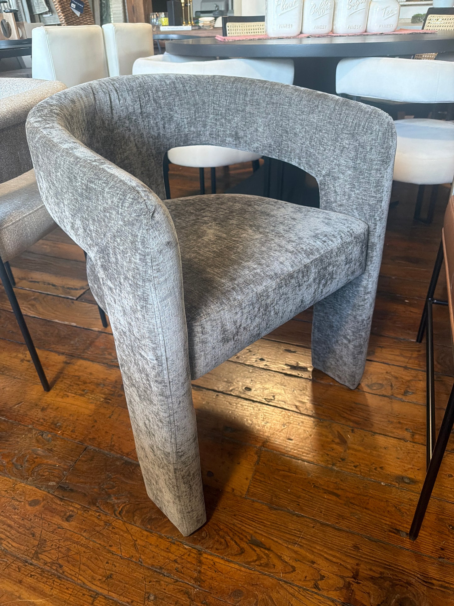 Modern soft chenille upholstered 3-legged charcoal chair w/ arms 🩶