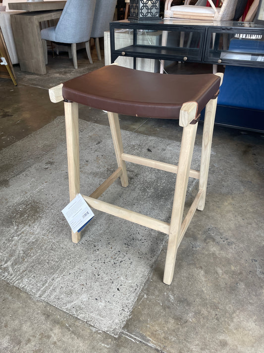 Brown leather backless barheight barstool 🥂