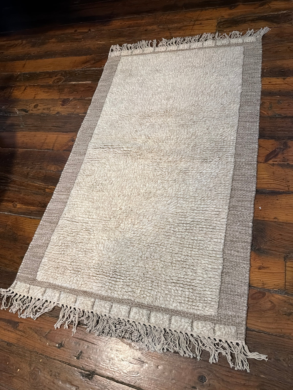 3x5 soft beige wool rug w/ fringe 🐑