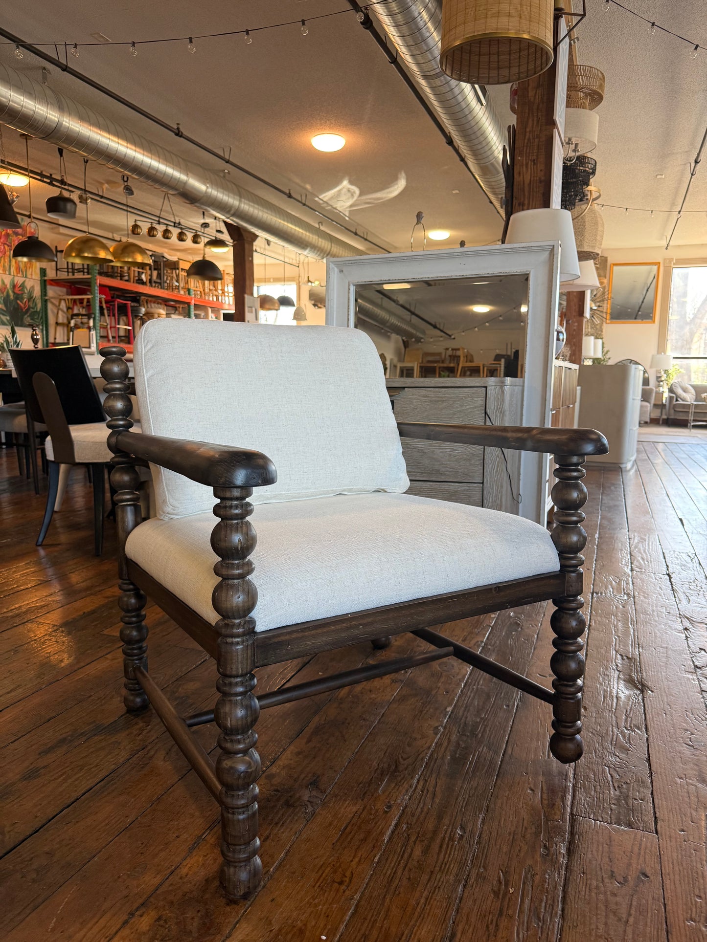 Four Hands boho linen chair w/ pine eucalyptus frame♟️