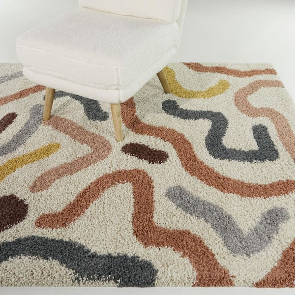 7 x 10 Colorful patterned shaggy rug 💜💛♥️