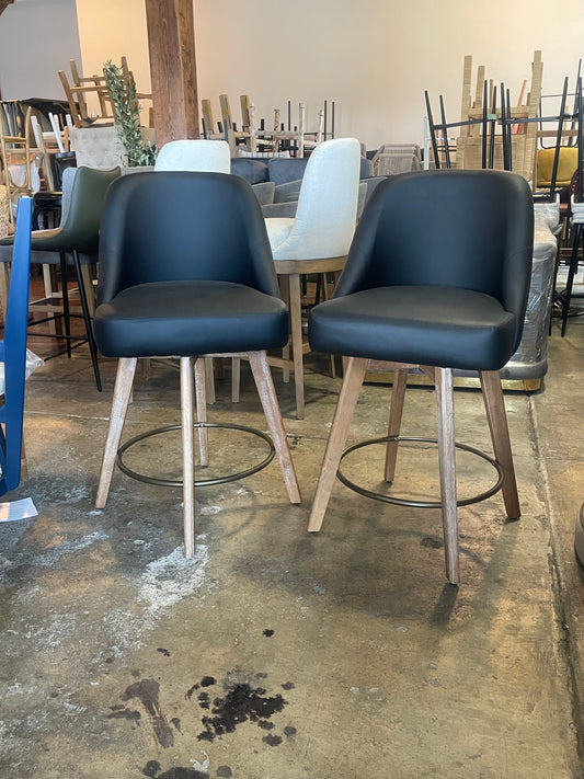 2 vegan black leather swivel counterheight barstools 🥂