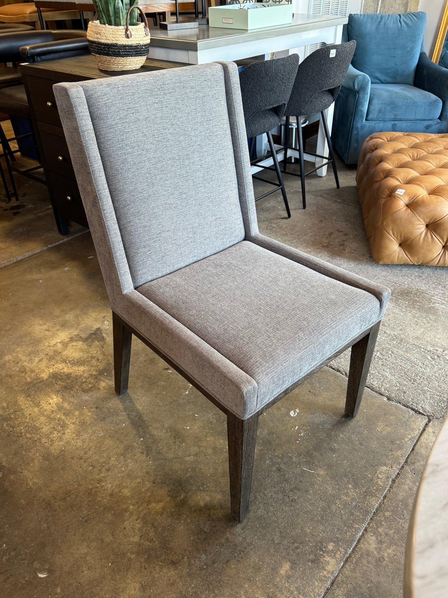 Dark gray Bernhardt chair 🩶