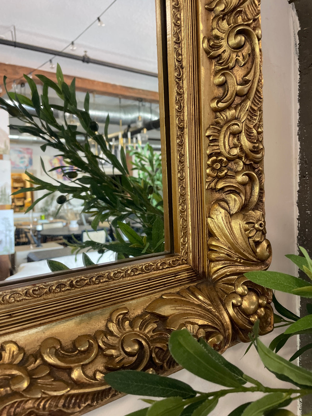 Vintage 30x38 gold framed mirror 🫶