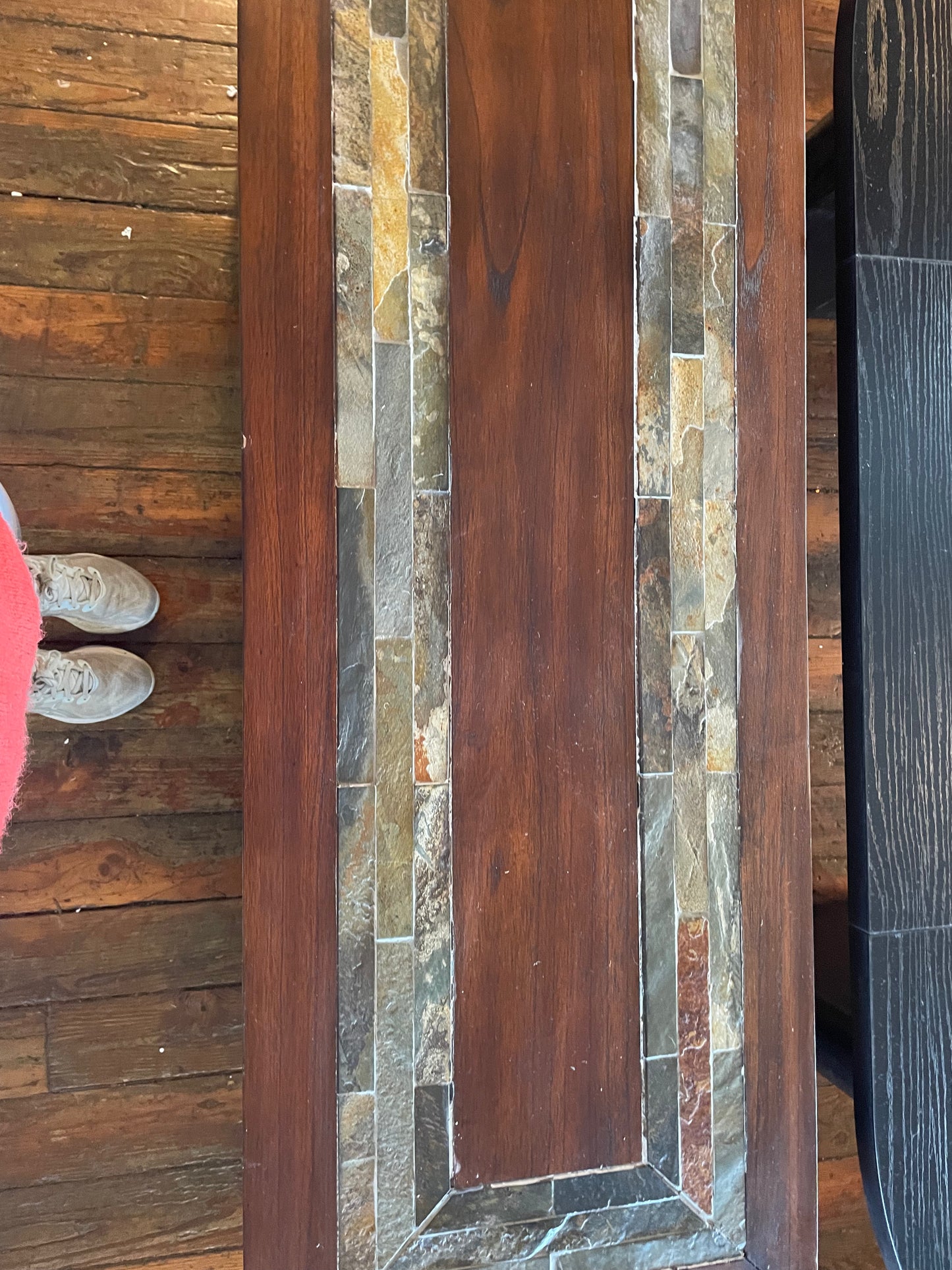 Brown wood 56'' console table 🤎