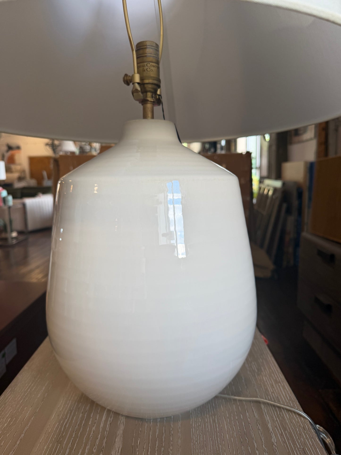 Visual Comfort cream ceramic lamp 🕊️
