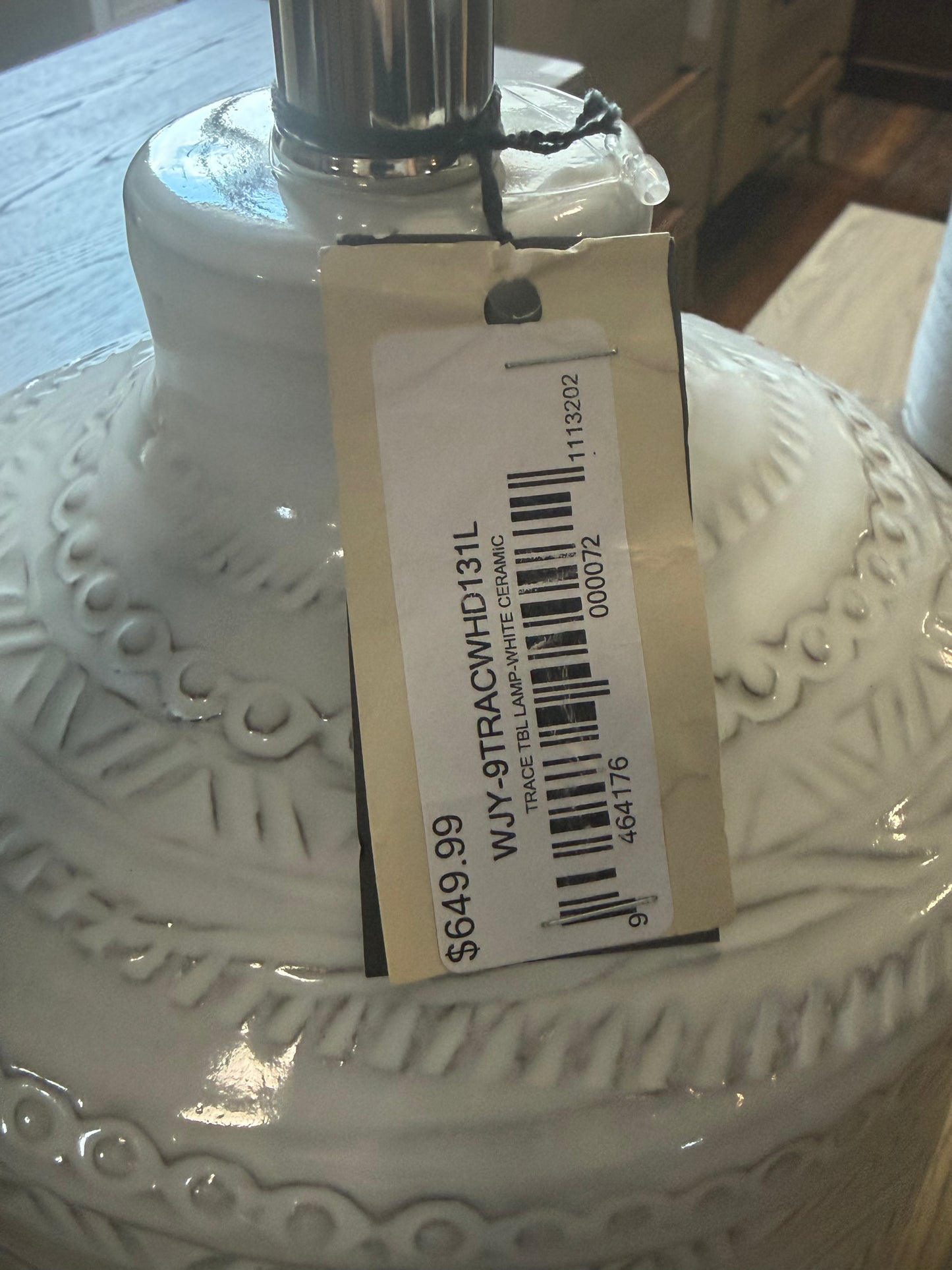 Jamie Young white ceramic table lamp 🤍