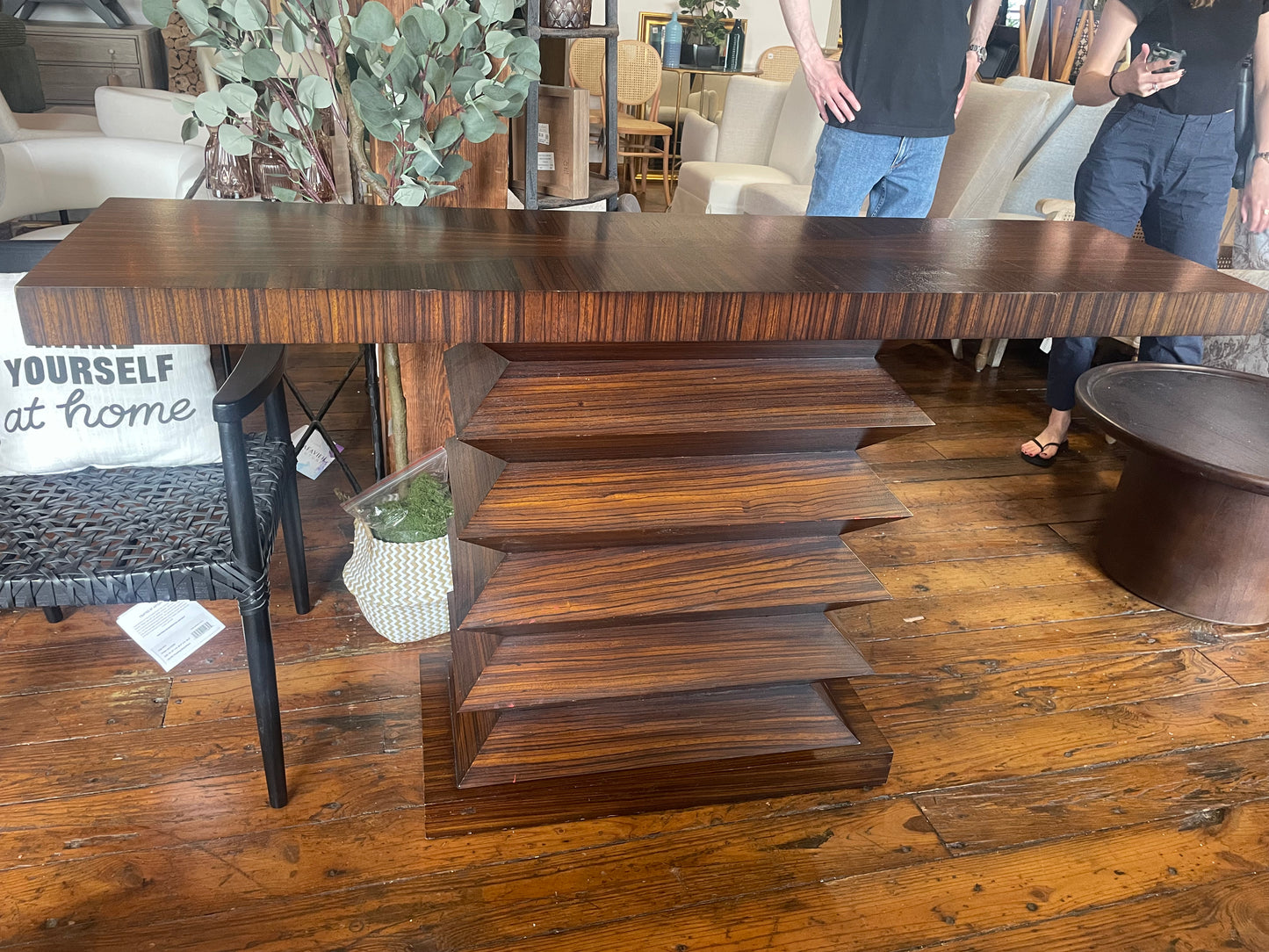 Global Views zig zag wood console ☕️