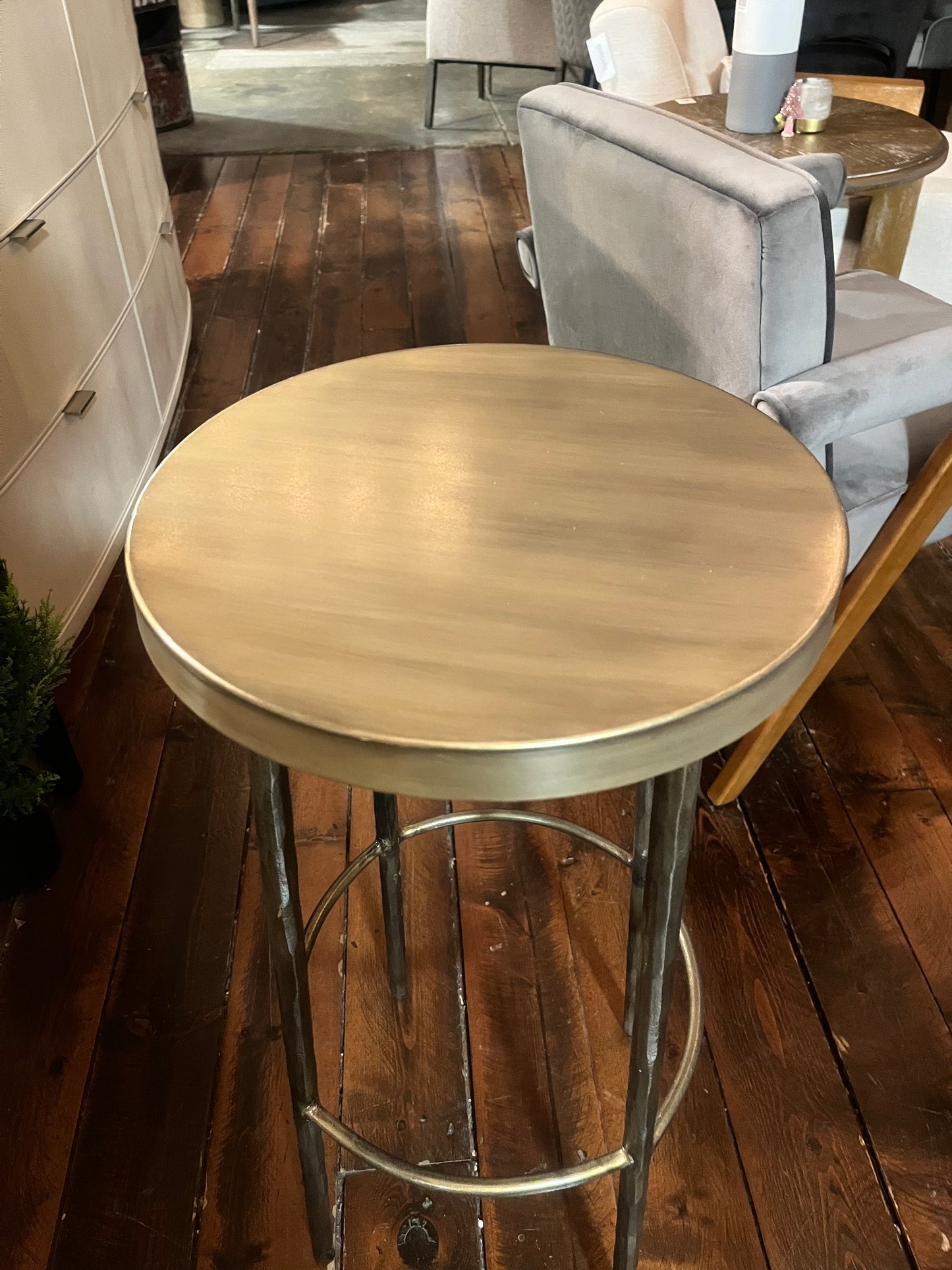 Gold barheight barstool or end table ✨