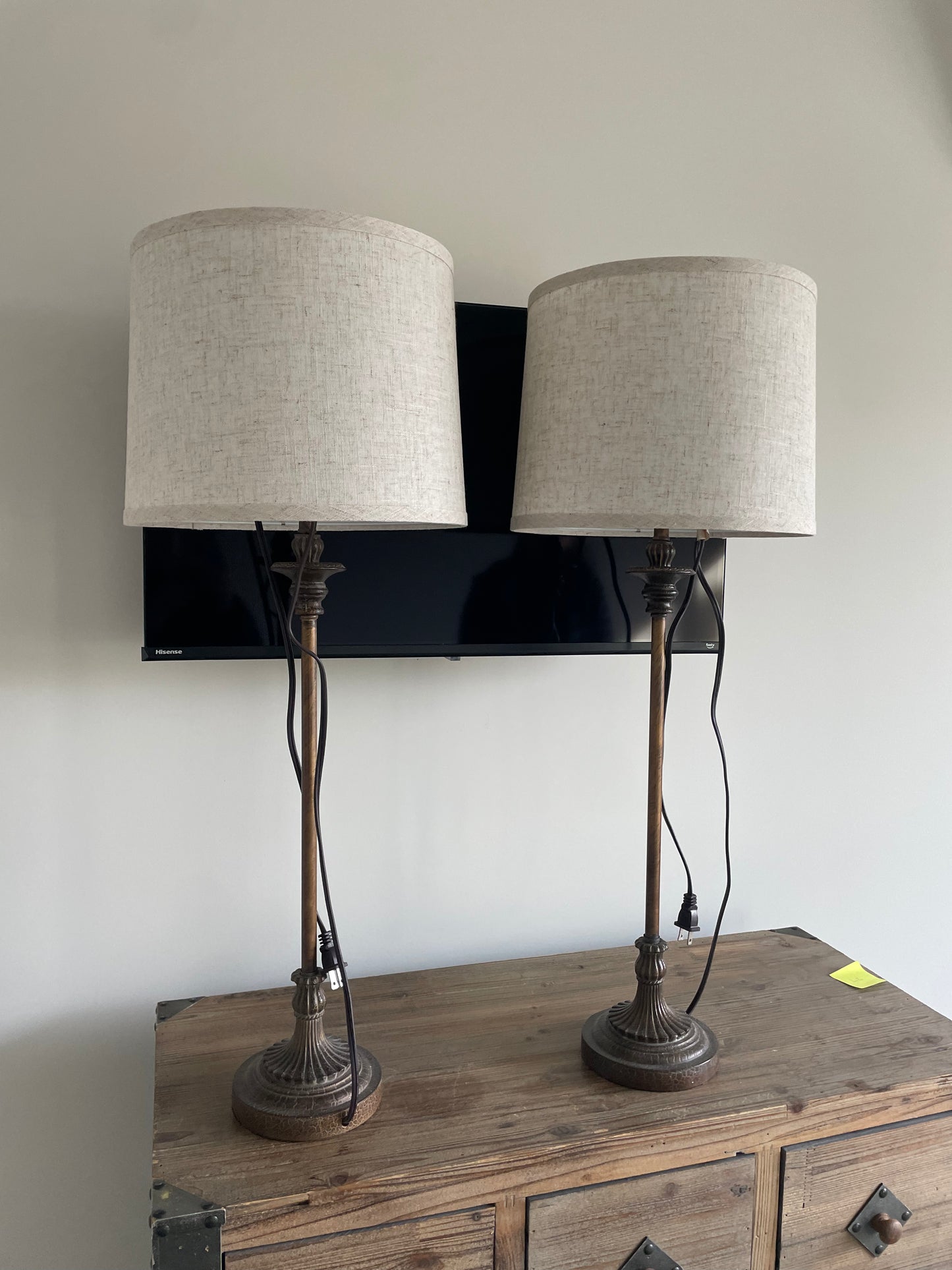 2 tall 32” French Country weathered brown candlestick lamps 💡
