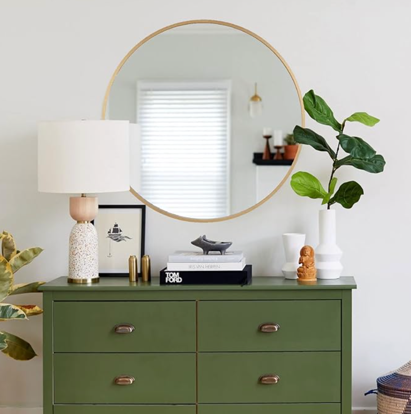 48" round gold metal wall mirror 💫