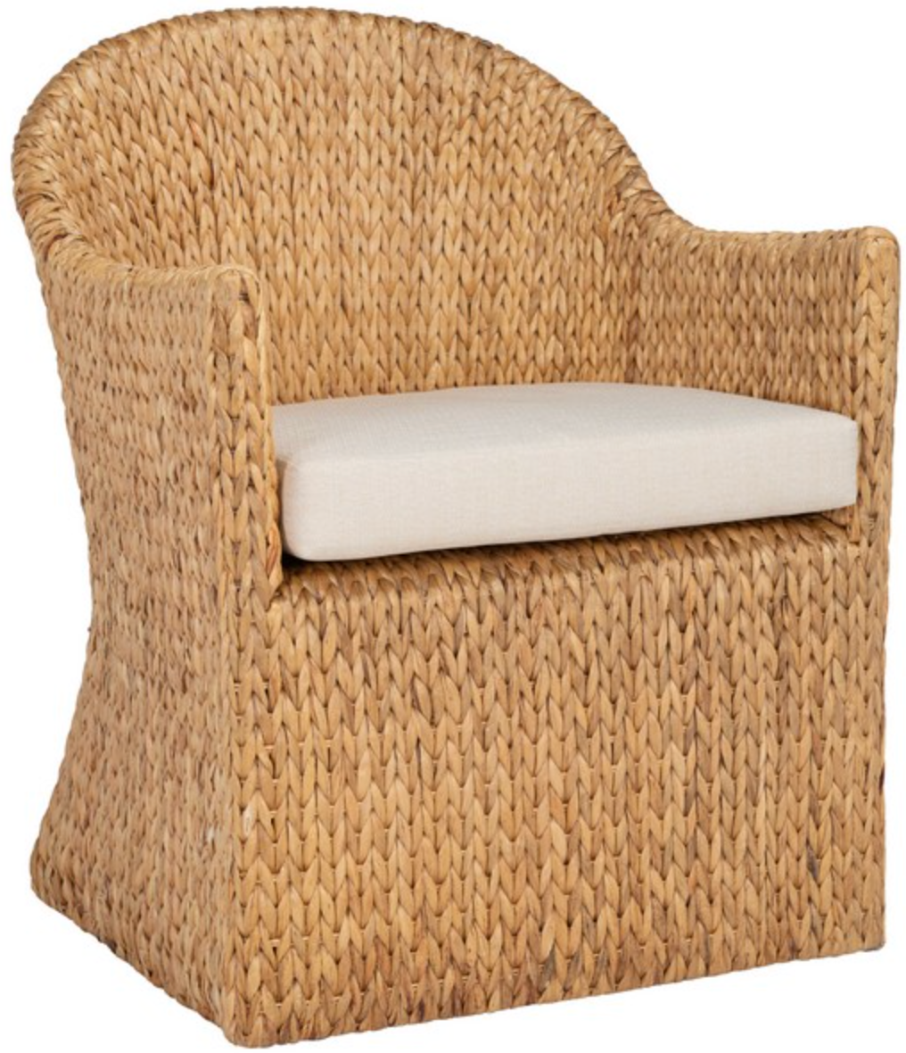 Braided water hyacinth chair 🌻