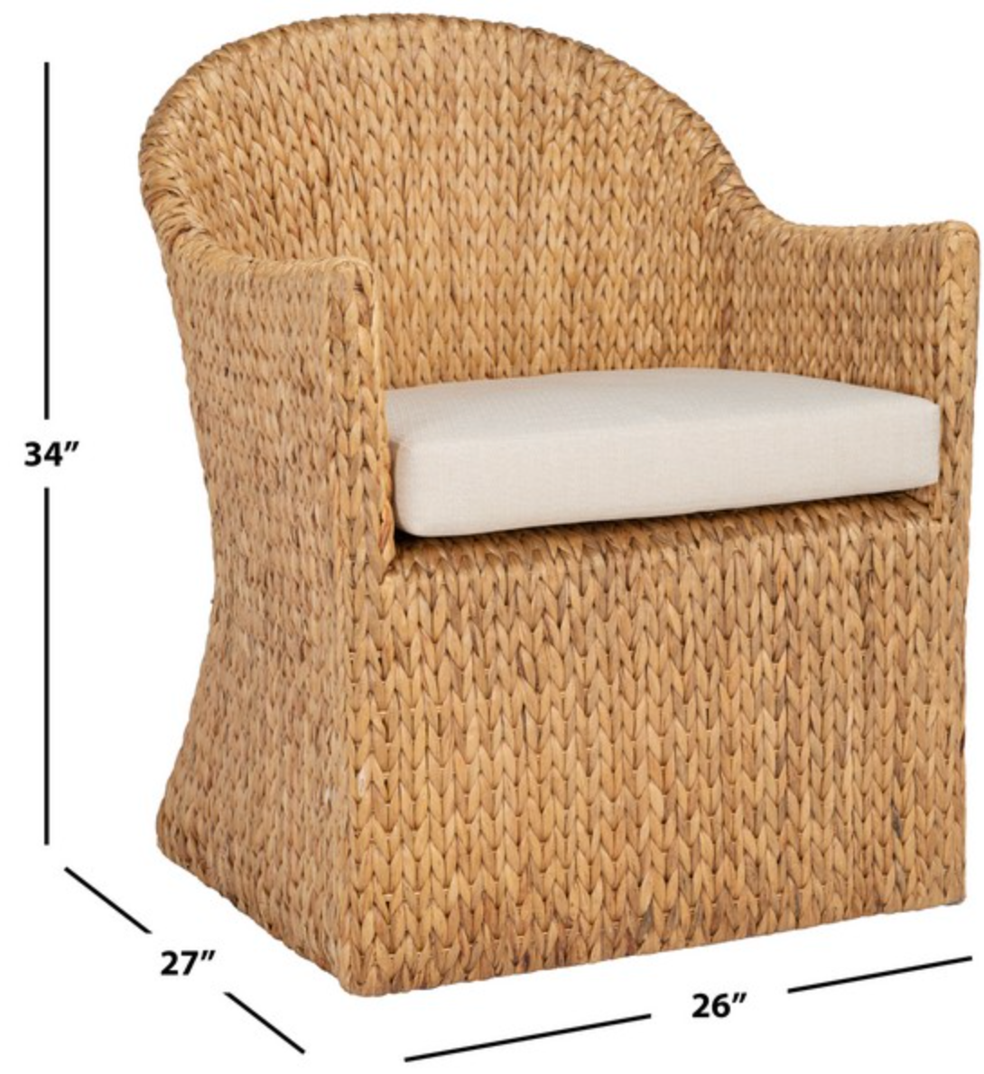 Braided water hyacinth chair 🌻