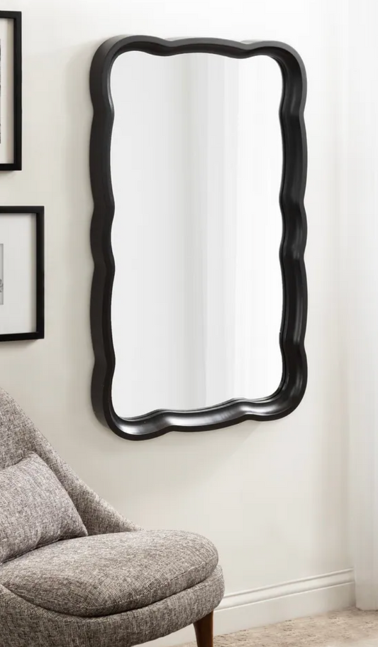 Black scalloped 24x38 wood mirror 🖤