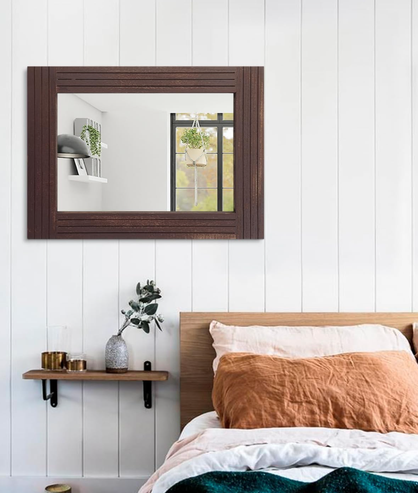 Vintage 18x26 rustic brown wood mirror 🤎