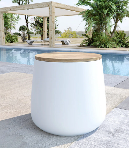 Round white indoor / outdoor end table w/ storage 🤍