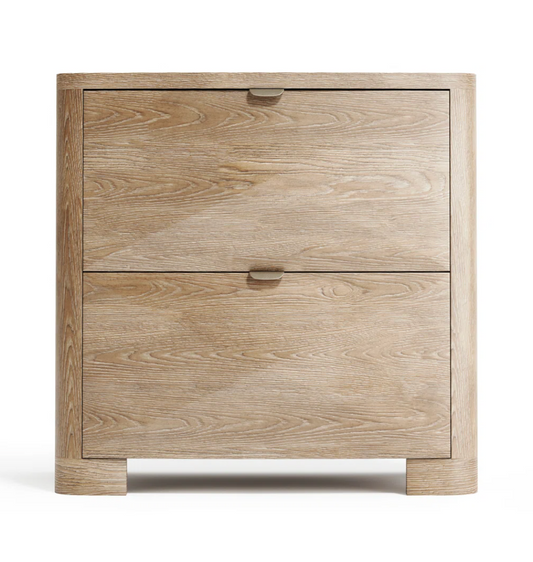 Bernhardt 28'' W solid wood whitewashed oak nightstand 🦌