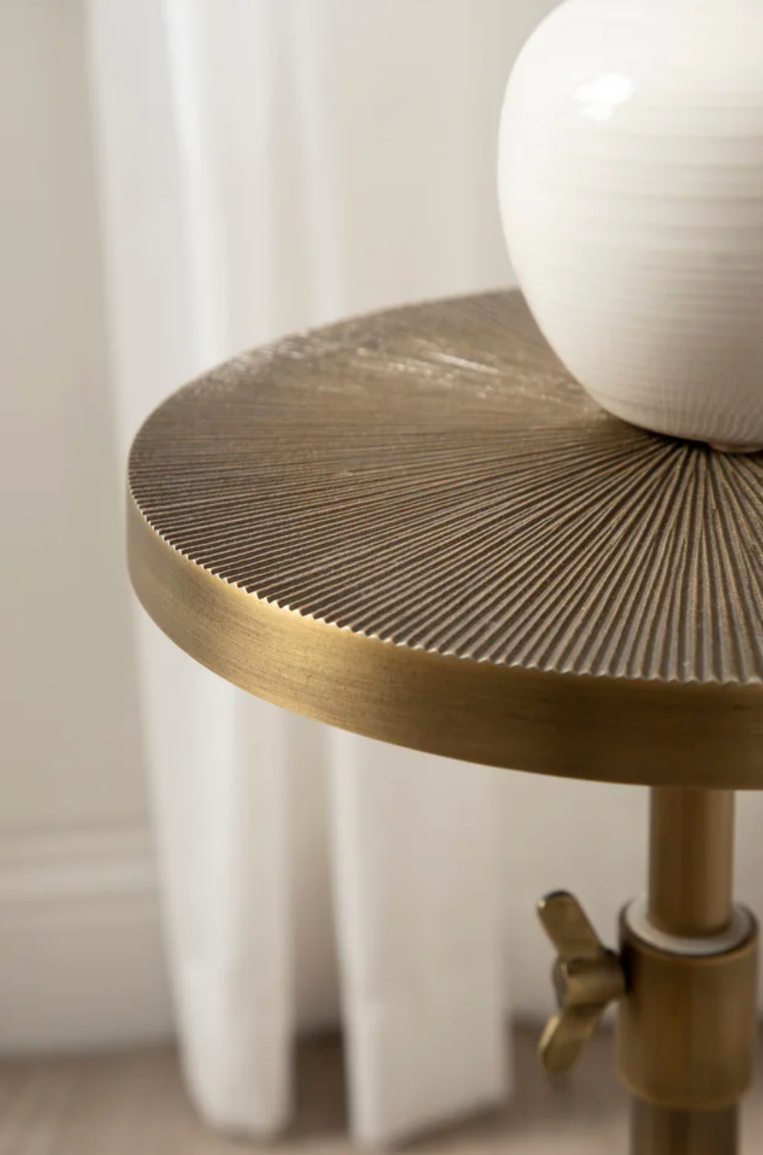 Adjustable brass metal end table ⚜️