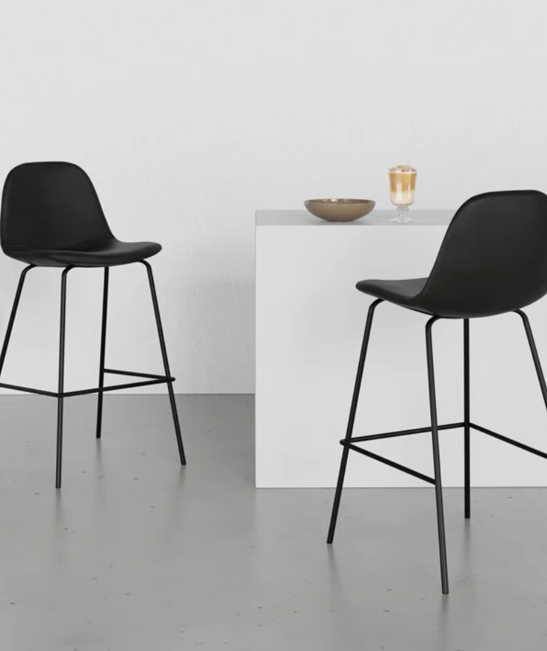 2 vegan leather counterheight barstools🍷