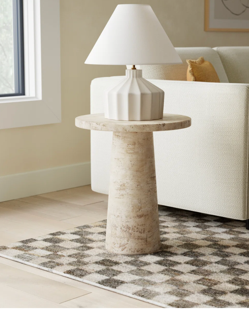 Beige concrete round end table ☕