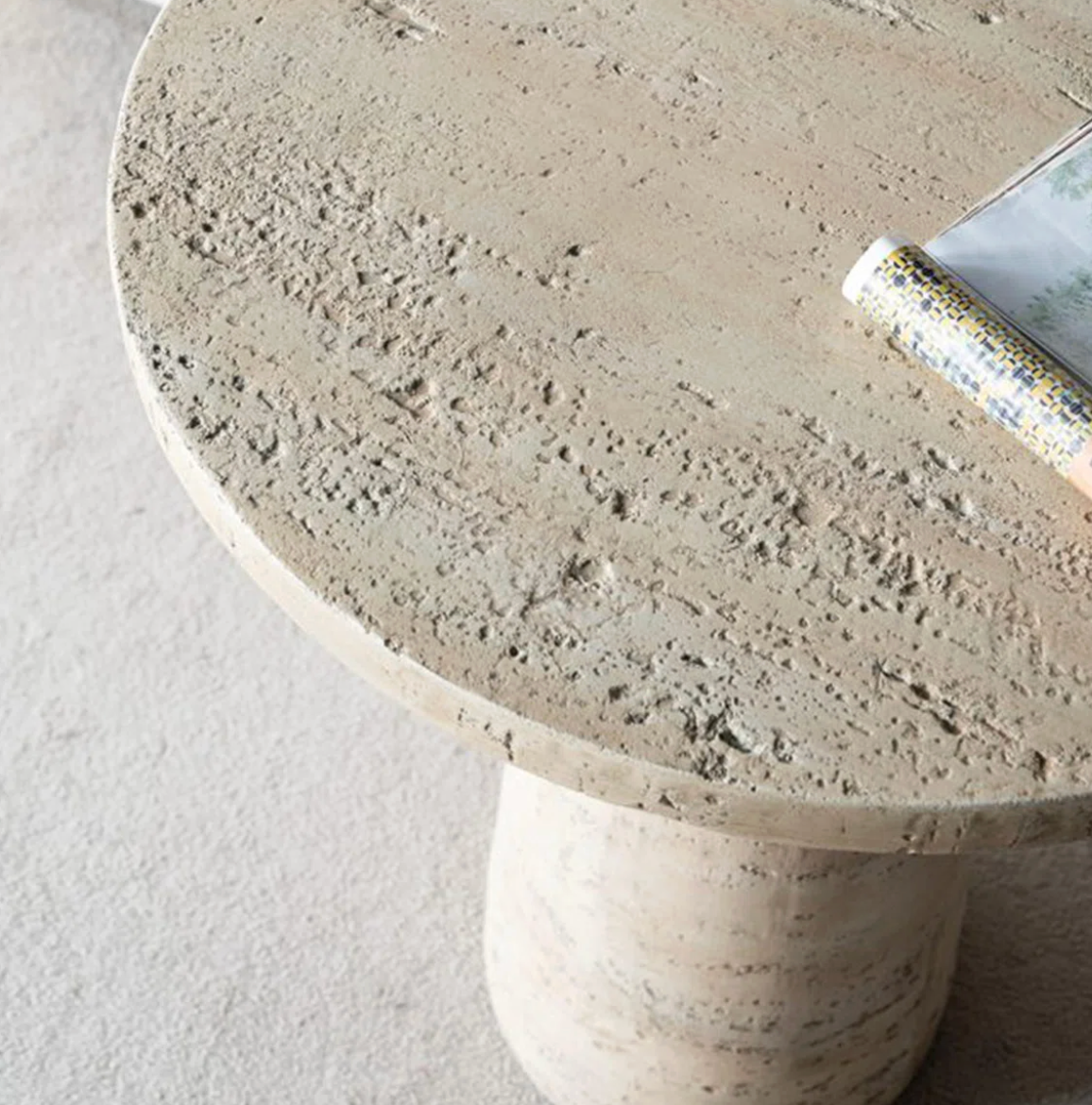 Beige concrete round end table ☕