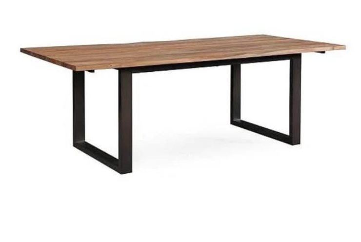 Brown live edge wood dining table w/ black metal legs 🍽️