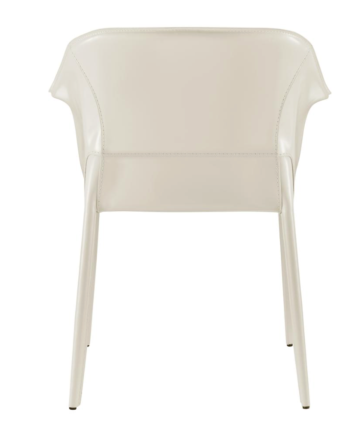 Recycled white leather armchair 🤍