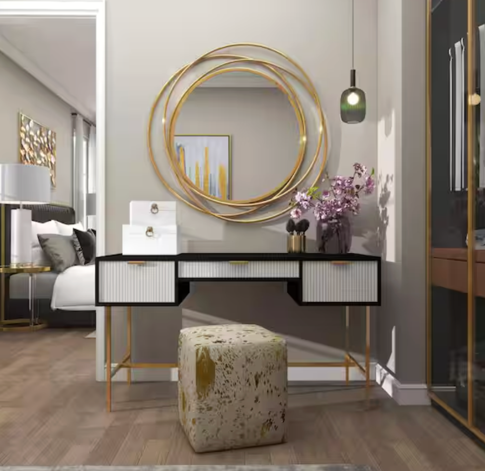 Gold metal 41" round wall mirror w/ overlapping circles 💫
