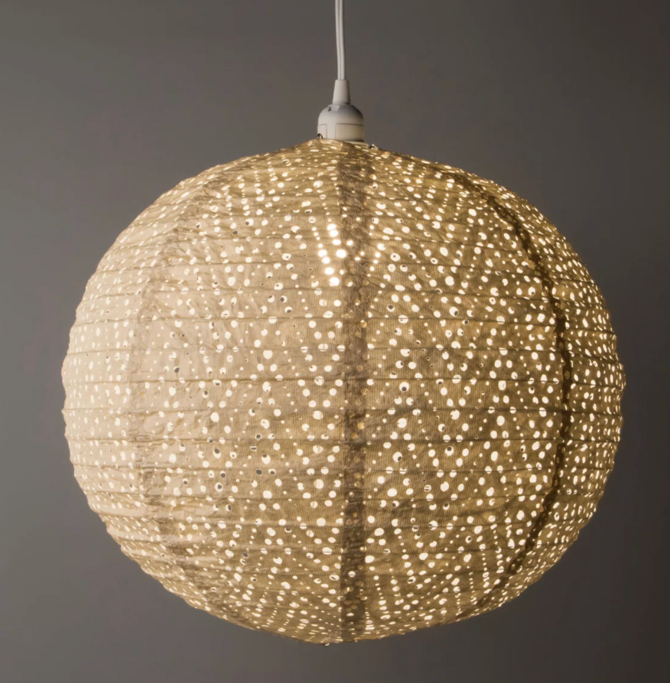 18" round chevron pearl indoor/outdoor pendant 🌙