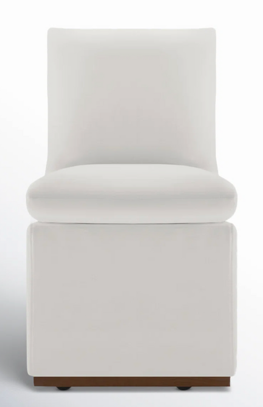 Upholstered white chair w/ performance linen 🤍