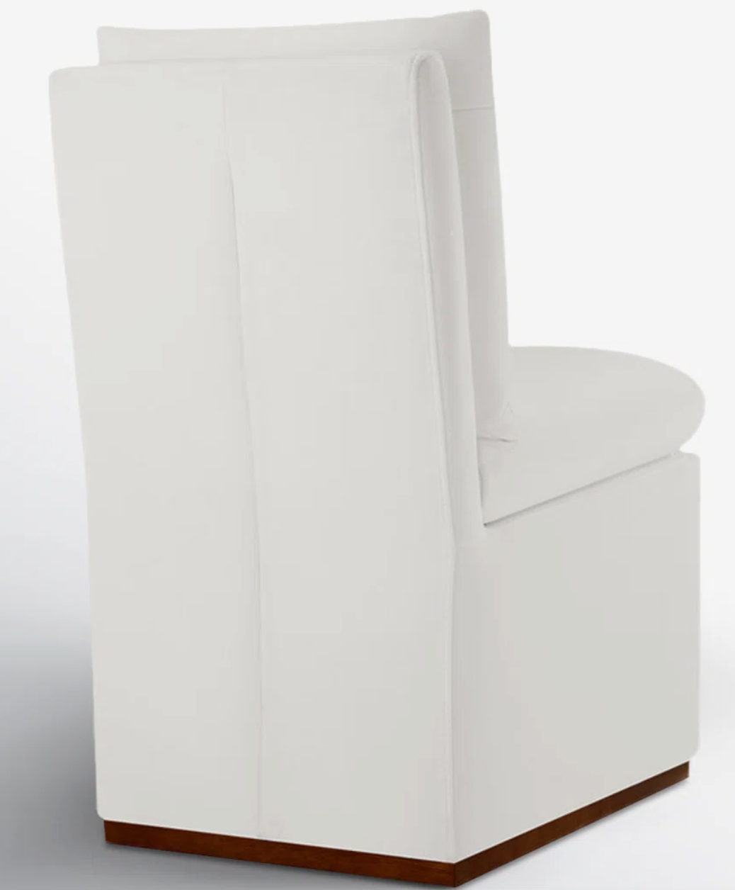 Upholstered white chair w/ performance linen 🤍