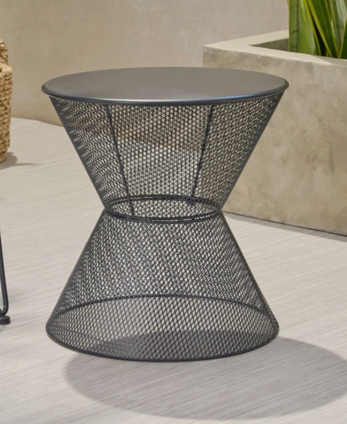 Black iron hourglass side table 🍷