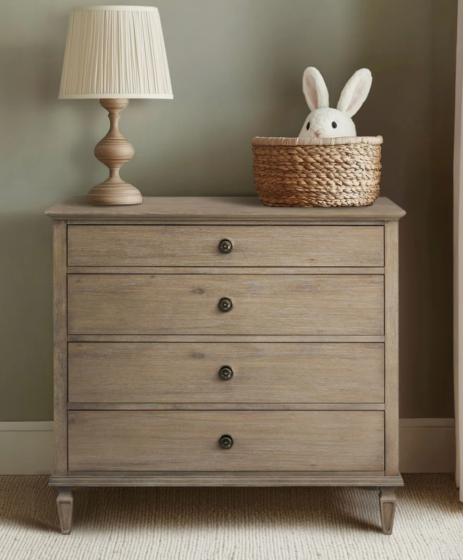 Light natural brown wood 4-drawer 40" dresser 🪴