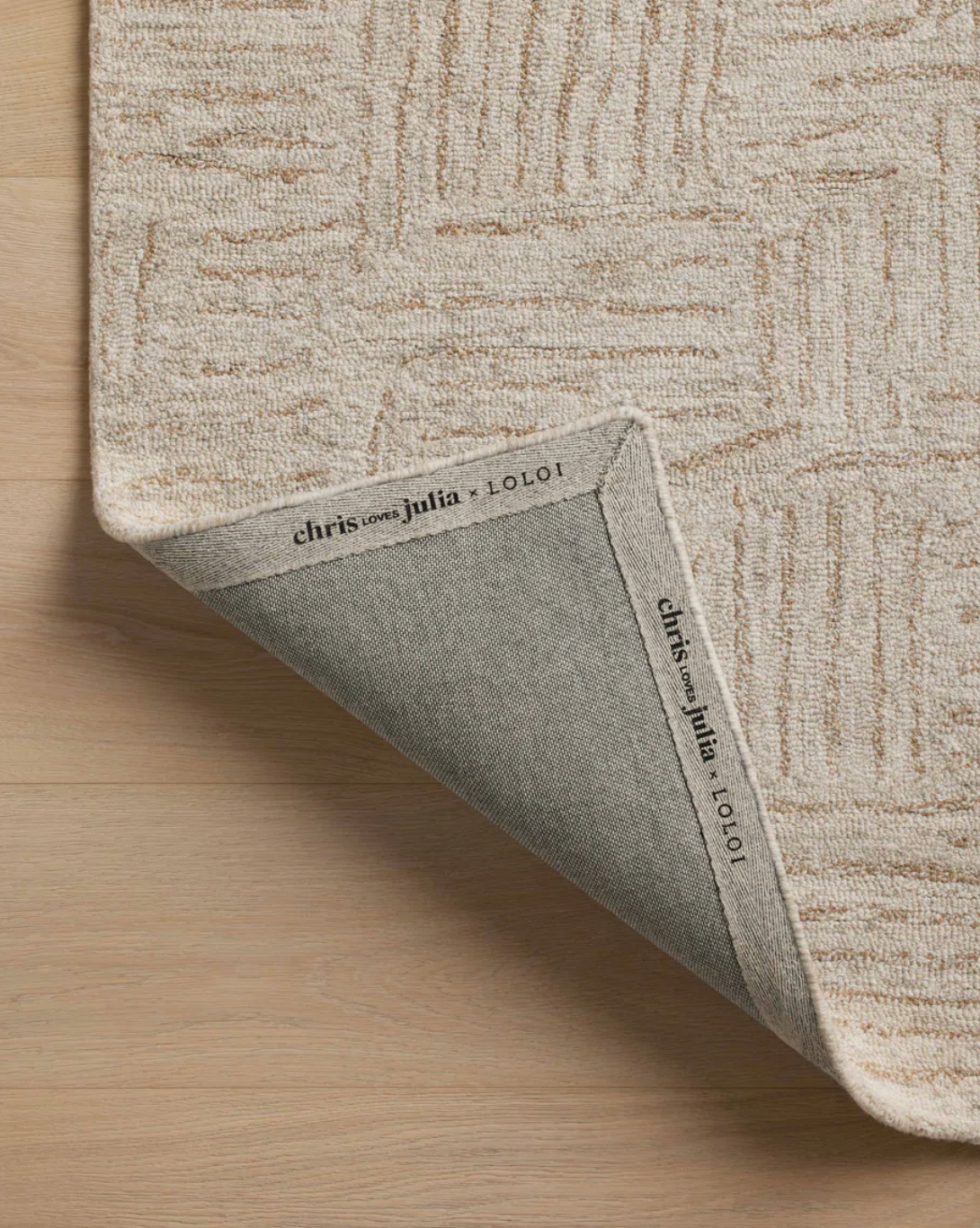 Loloi x Chris Loves Julia smoke & sand 2'-3" x 3'-9" rug 🐚