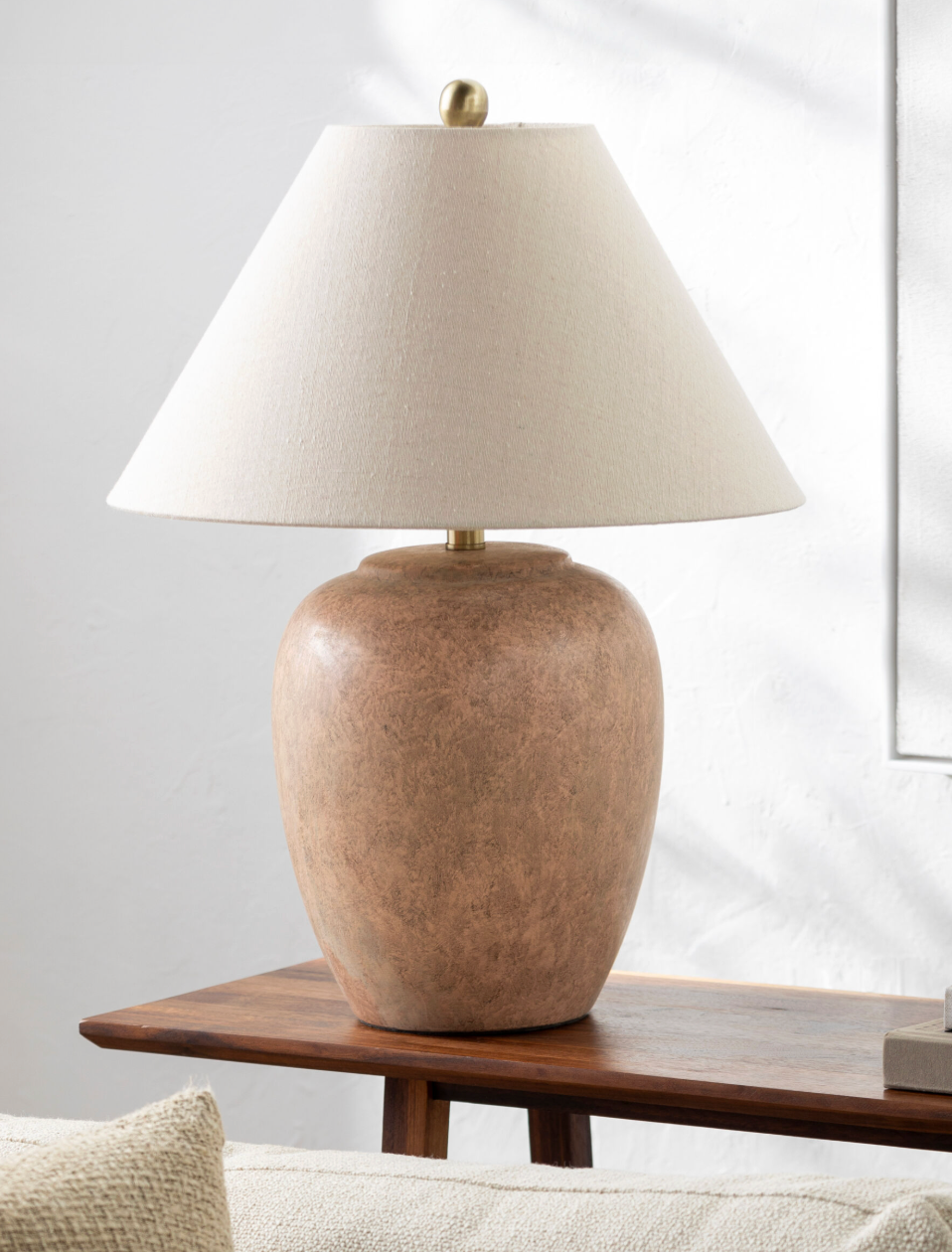 Glazed brown ceramic accent table lamp w/ beige linen shade 🦢
