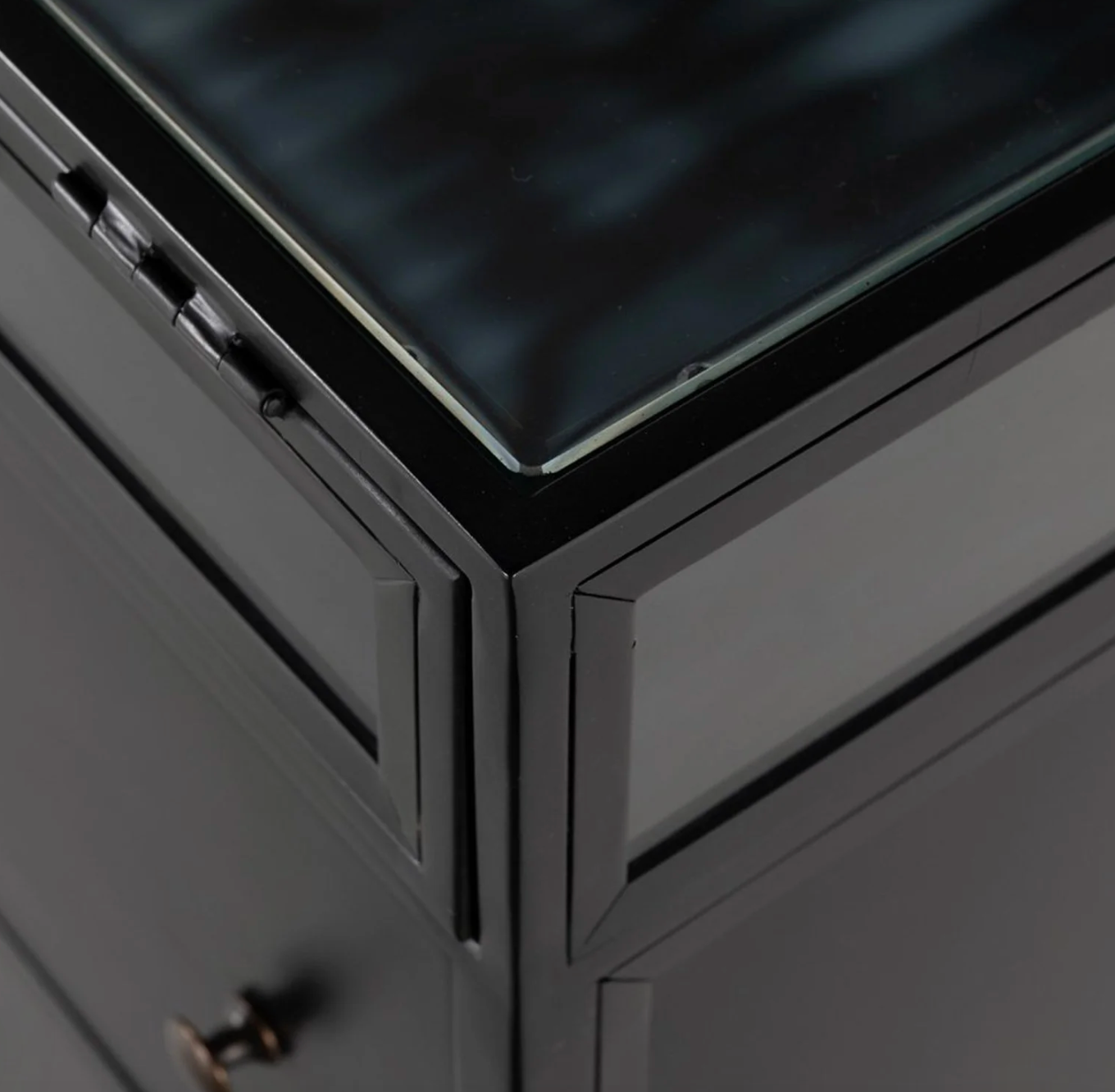 Four Hands shadow box executive desk ☕