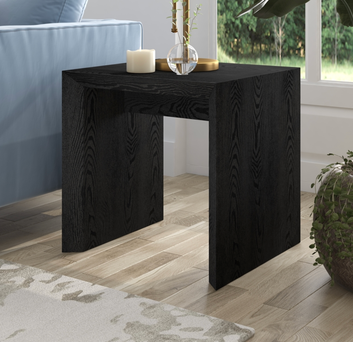 Modern black end table w/ beveled edges 🖤