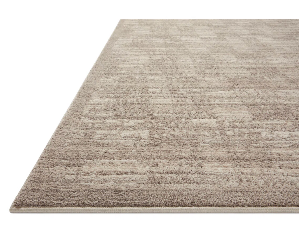 Loloi pebble & sand, 5'-3" x 7'-6" vintage-inspired rug