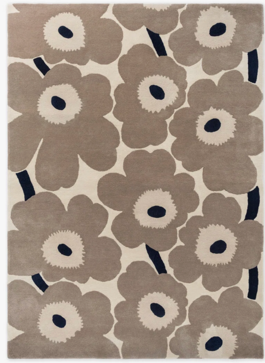 5'7" x 7'10" beige & black flower wool rug 🖤