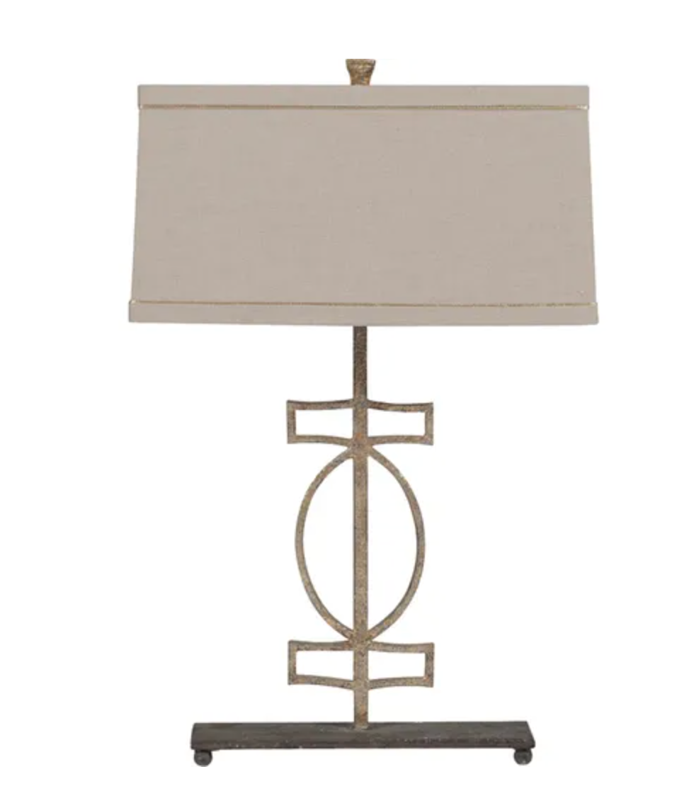 Elegant rustic iron table lamp w/ antique gold finish 💡