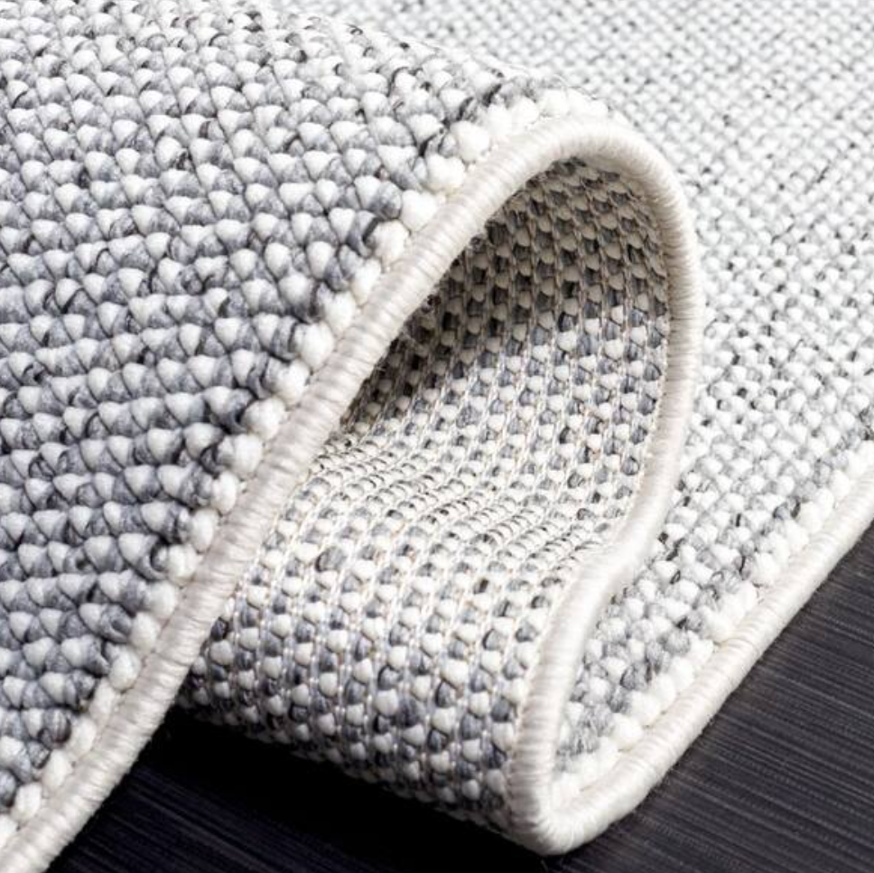 9x12 ivory/power blue loomed indoor rug 🩵