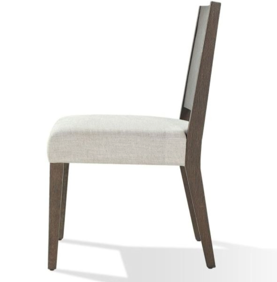 Wood side chair in brunette 🤎 🪑