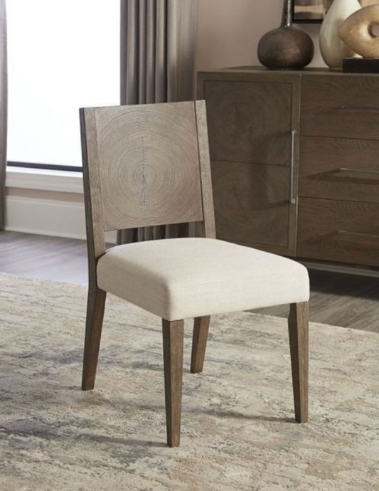 Wood side chair in brunette 🤎 🪑